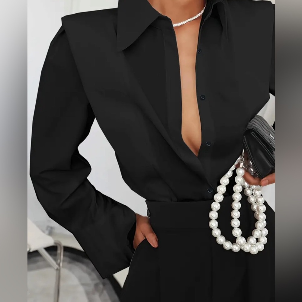 Black Elegant Solid Button Front Shirt - Flattering Lapel - Picture 2 of 8